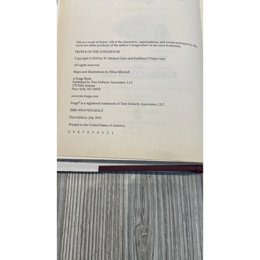 People of the Longhouse: A Novel of North America's Forgotten Past Hardcover DJ